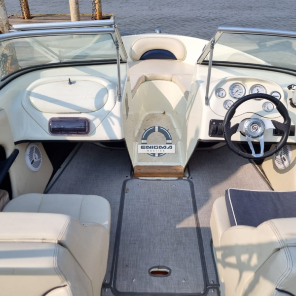 Bermuda Classic Evinrude 115 Etec 2019 – 90 horas
