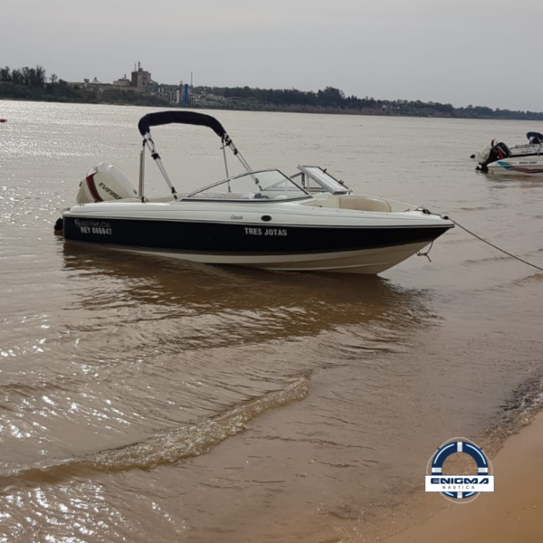 Bermuda Classic Evinrude 115 Etec 2019 – 90 horas