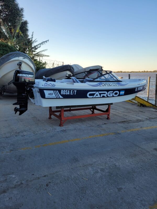 TRAKKER CARGO 520 OPEN EMBARCACIÓN LANCHA A MOTOR ASTILLEROS ALTOS MARINE